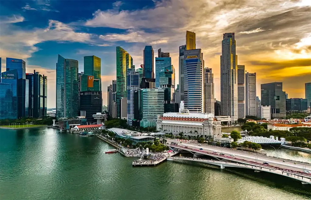 Singapore cạnh tranh với Nhật Bản và nhiều quốc gia khác để thu hút khách du lịch doanh nghiệp cao cấp khi cuộc đua du lịch MICE nóng lên